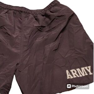 VINTAGE US Army🇺🇲Authentic Army Issue SHORTS. Military